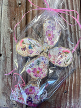 Load image into Gallery viewer, TT's Creations Gift Wrapped Cross