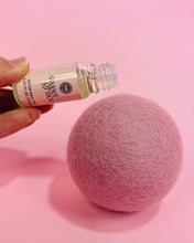 Load image into Gallery viewer, Sweet Grace Dryer Ball Kit- Pre Order ETA 6/10