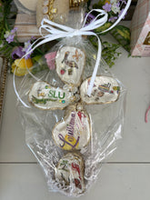 Load image into Gallery viewer, TT's Creations Gift Wrapped Oyster Cross