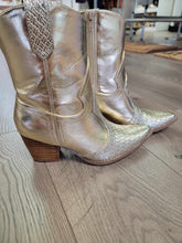 Load image into Gallery viewer, Bambi Gold Boots by Matisse