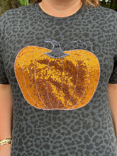 Load image into Gallery viewer, Sequin Fall Pumpkin Tee