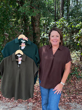 Load image into Gallery viewer, Drop Shoulder Collared Woven Top