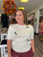 Load image into Gallery viewer, Short Sleeve Pearl Beading Bow Sweater
