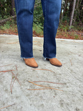 Load image into Gallery viewer, Larry- Western Bootie