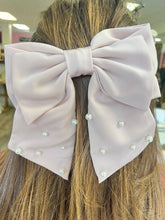 Load image into Gallery viewer, Pearl Embellished Bow