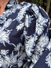 Load image into Gallery viewer, Floral Puff Sleeve Top