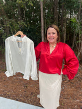 Load image into Gallery viewer, Balloon Sleeve Metallic Blouse