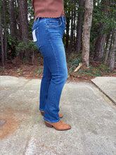 Load image into Gallery viewer, Lovervet Mid Rise Ankle Slim Straight