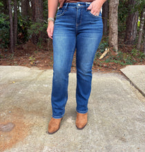Load image into Gallery viewer, Lovervet Mid Rise Ankle Slim Straight