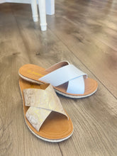 Load image into Gallery viewer, Prism Sandal by Soda