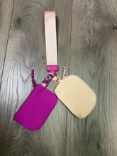 Load image into Gallery viewer, Dupe key chain
