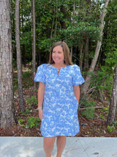 Load image into Gallery viewer, Flower jacquard embroidery dress with slit neck