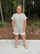 Load image into Gallery viewer, Striped loungewear set. Top with U-neck, ribbing at the sleeve ends and neckline
