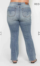 Load image into Gallery viewer, Judy Blue Bootcut Reg inseam