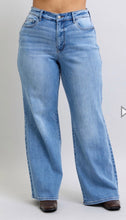 Load image into Gallery viewer, Judy Blue Wide Leg