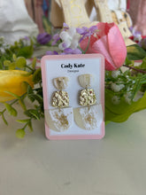 Load image into Gallery viewer, CK Designs Gold Flake Earrings