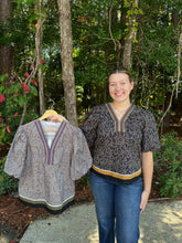 Load image into Gallery viewer, Puff Sleeve V Neck Patch Woven Printed Top