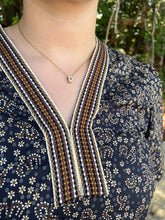 Load image into Gallery viewer, Puff Sleeve V Neck Patch Woven Printed Top