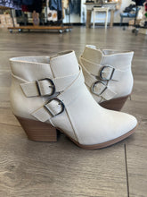 Load image into Gallery viewer, Ponda Beige Bootie