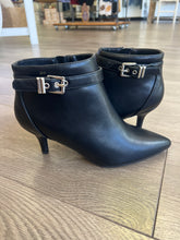 Load image into Gallery viewer, Phonsa Black Bootie
