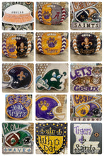 Load image into Gallery viewer, Pop Up Drez Game Day Door Hang