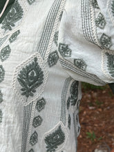 Load image into Gallery viewer, Abstract pattern embroidered short puff sleeve top