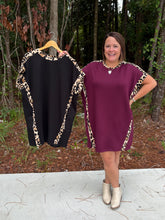 Load image into Gallery viewer, Oversized short sleeve animal print contrast trim