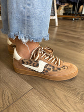 Load image into Gallery viewer, Destiny Leopard Tennis Shoe