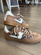 Load image into Gallery viewer, Destiny Leopard Tennis Shoe