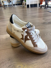 Load image into Gallery viewer, Avery Tennis Shoe
