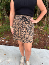 Load image into Gallery viewer, Drawstring Leopard Knit Skirt