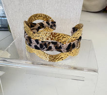 Load image into Gallery viewer, Leopard Cuff Bracelet