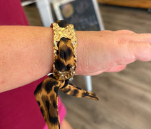 Load image into Gallery viewer, Leopard Scarf Cuff Bracelet