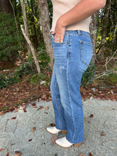 Load image into Gallery viewer, Vervet- Mid Rise Ankle Regular Straight