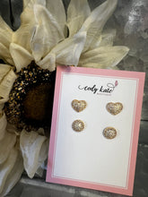 Load image into Gallery viewer, Set of 2 Stud Earrings