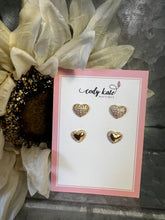 Load image into Gallery viewer, Set of 2 Stud Earrings