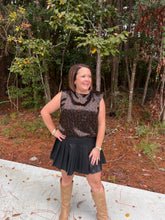 Load image into Gallery viewer, Animal Print Shoulder Padded Top