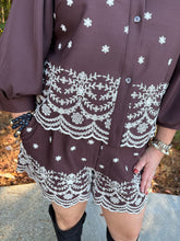 Load image into Gallery viewer, Floral embroidered Set