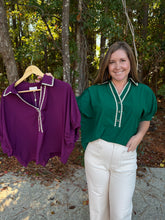 Load image into Gallery viewer, Solid short sleeve top featuring scallop accent trim