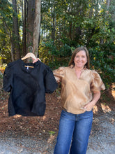 Load image into Gallery viewer, Textured V Neck Puff Sleeve Top