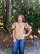 Load image into Gallery viewer, Textured V Neck Puff Sleeve Top