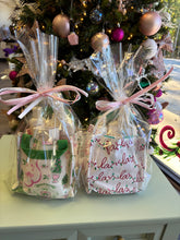 Load image into Gallery viewer, Tyler Glamourous Hands Gift Set in Gift Bag