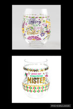 Load image into Gallery viewer, Mardi Gras Wine Glasses