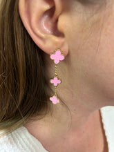 Load image into Gallery viewer, Clover and Gold Chain Drop Earrings