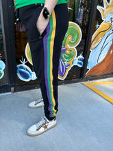 Load image into Gallery viewer, Unisex Mardi Gras Vintage Joggers
