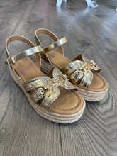 Load image into Gallery viewer, Brea Wedge Sandal