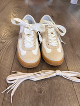 Load image into Gallery viewer, Dixie Sneaker