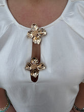 Load image into Gallery viewer, Round Neck Short Bubble Hem Sleeve Top with Button Detail