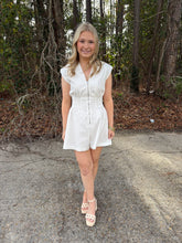 Load image into Gallery viewer, V-neck shoulder padded romper