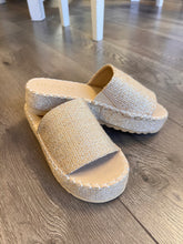 Load image into Gallery viewer, Del Mar Gold Sparkle Sandal